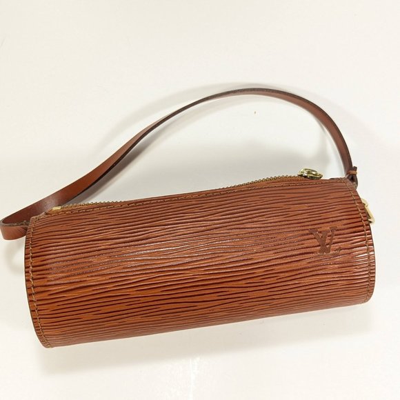 Louis Vuitton Soufflot Hand Bag in Epi Leather - Picture 9 of 9